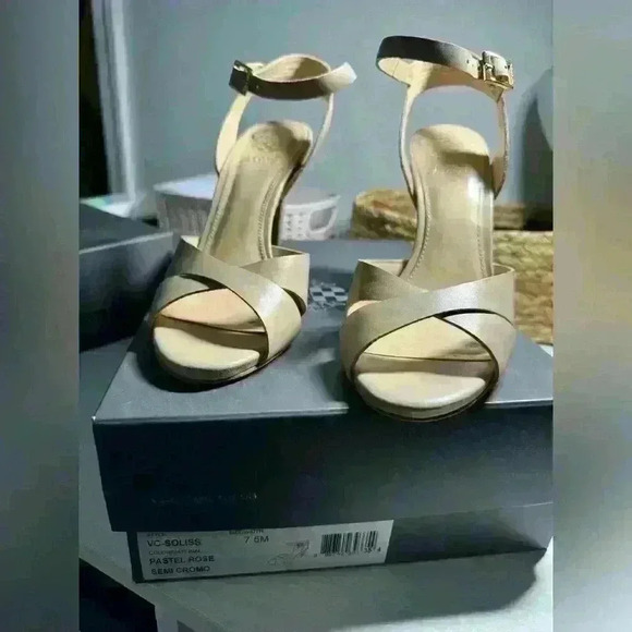 Vince Camuto Leather High Heels - Picture 1 of 8